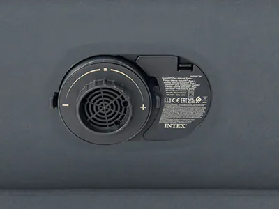 Luftbett mit eingebauter Pumpe Luftbett mit elektrischer Pumpe
